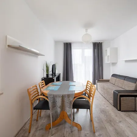 Krzyzowki Comfort By Bookinghost Lägenhet